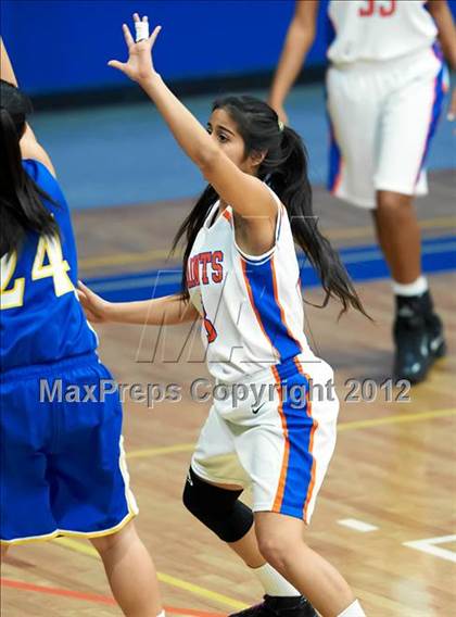 Thumbnail 2 in Oak Grove @ Santa Teresa photogallery.