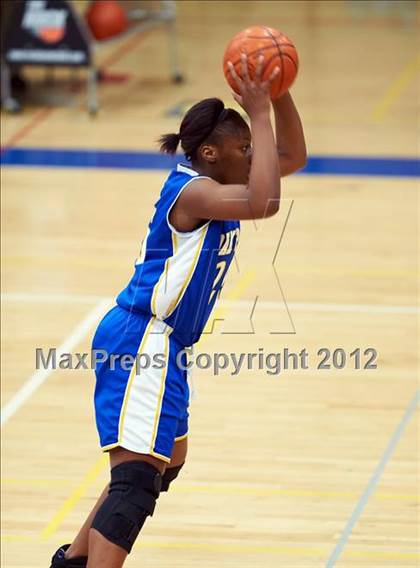 Thumbnail 2 in Oak Grove @ Santa Teresa photogallery.