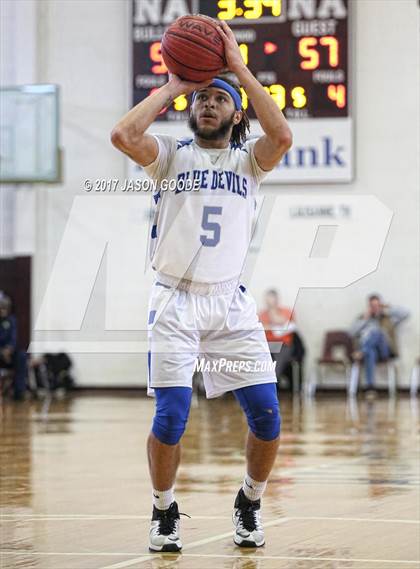 Thumbnail 1 in Ashland vs. Lausanne (Hotbed Classic) photogallery.