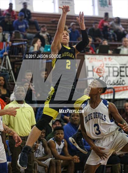 Thumbnail 2 in Ashland vs. Lausanne (Hotbed Classic) photogallery.