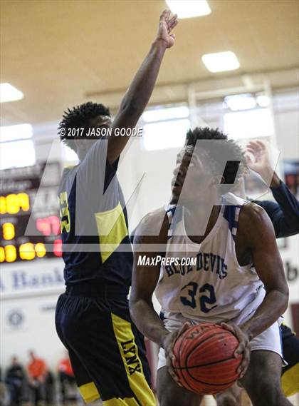 Thumbnail 3 in Ashland vs. Lausanne (Hotbed Classic) photogallery.