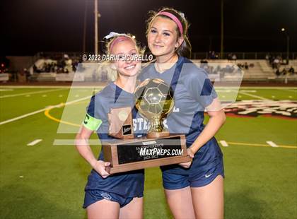 Thumbnail 1 in Sunrise Mountain vs Casteel (AIA 5A Finals) - Awards photogallery.