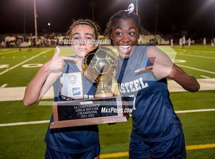 Thumbnail 1 in Sunrise Mountain vs Casteel (AIA 5A Finals) - Awards photogallery.