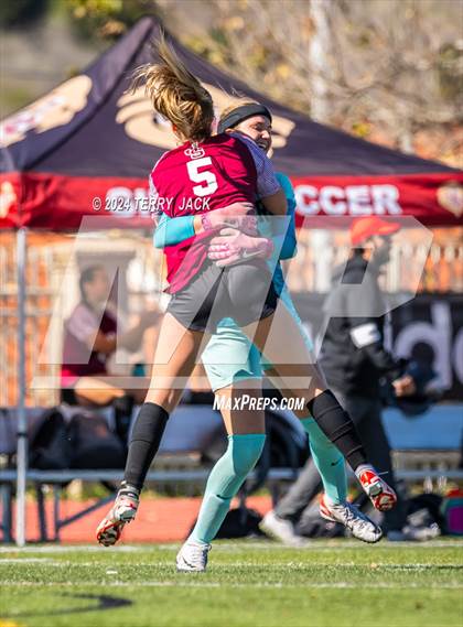 Thumbnail 3 in JSerra Catholic vs. Edison photogallery.