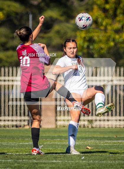 Thumbnail 2 in JSerra Catholic vs. Edison photogallery.