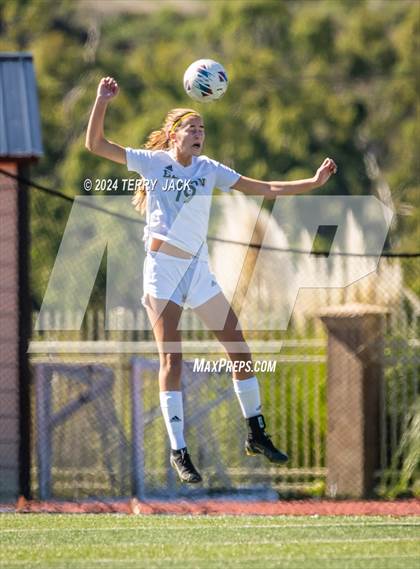 Thumbnail 2 in JSerra Catholic vs. Edison photogallery.