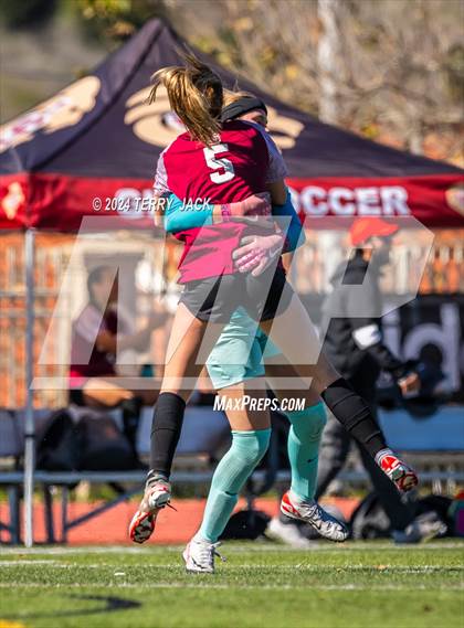 Thumbnail 1 in JSerra Catholic vs. Edison photogallery.