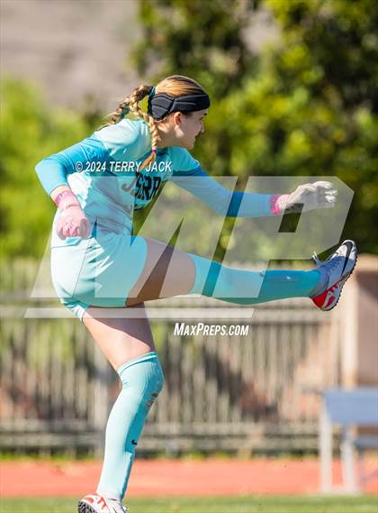 Thumbnail 3 in JSerra Catholic vs. Edison photogallery.