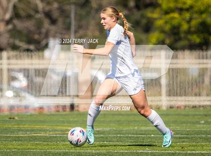 Thumbnail 3 in JSerra Catholic vs. Edison photogallery.