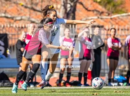 Thumbnail 2 in JSerra Catholic vs. Edison photogallery.