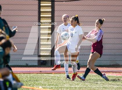 Thumbnail 2 in JSerra Catholic vs. Edison photogallery.