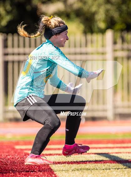 Thumbnail 3 in JSerra Catholic vs. Edison photogallery.