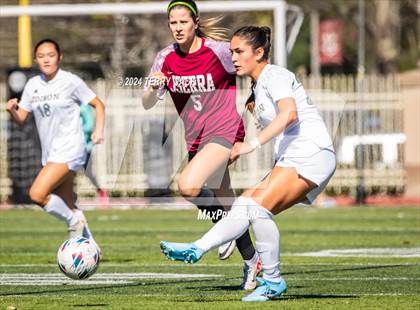 Thumbnail 3 in JSerra Catholic vs. Edison photogallery.