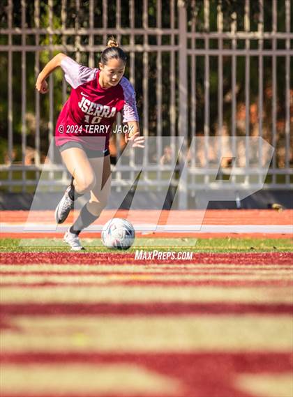 Thumbnail 3 in JSerra Catholic vs. Edison photogallery.