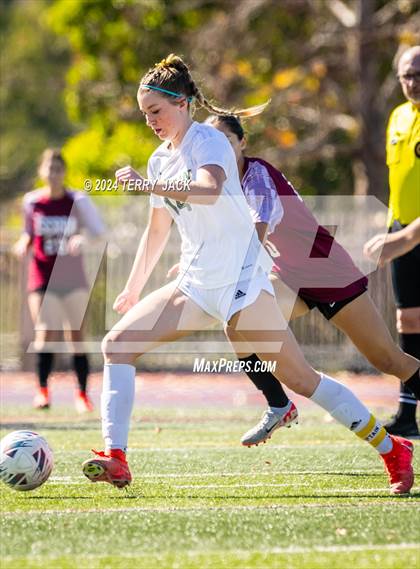 Thumbnail 2 in JSerra Catholic vs. Edison photogallery.