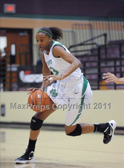 Thumbnail 2 in St. Mary's vs. Bolingbrook (Nike Tournament of Champions) photogallery.