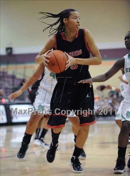 Thumbnail 1 in St. Mary's vs. Bolingbrook (Nike Tournament of Champions) photogallery.