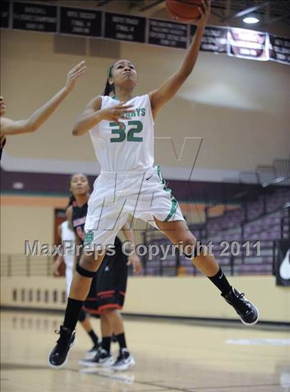 Thumbnail 3 in St. Mary's vs. Bolingbrook (Nike Tournament of Champions) photogallery.