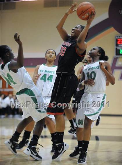 Thumbnail 3 in St. Mary's vs. Bolingbrook (Nike Tournament of Champions) photogallery.