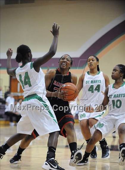 Thumbnail 2 in St. Mary's vs. Bolingbrook (Nike Tournament of Champions) photogallery.