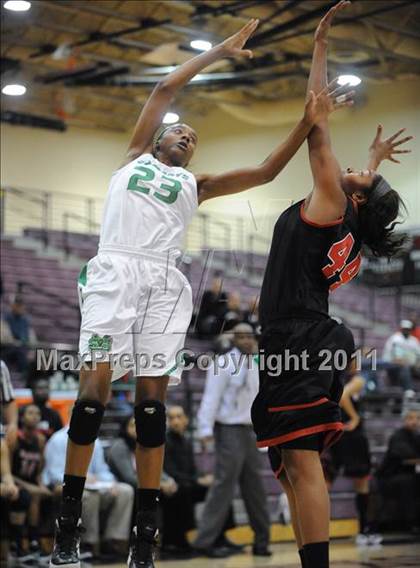 Thumbnail 2 in St. Mary's vs. Bolingbrook (Nike Tournament of Champions) photogallery.