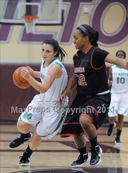 Thumbnail 1 in St. Mary's vs. Bolingbrook (Nike Tournament of Champions) photogallery.