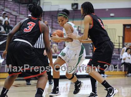 Thumbnail 3 in St. Mary's vs. Bolingbrook (Nike Tournament of Champions) photogallery.