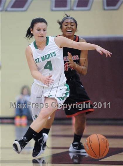 Thumbnail 1 in St. Mary's vs. Bolingbrook (Nike Tournament of Champions) photogallery.