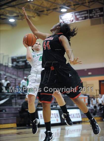Thumbnail 3 in St. Mary's vs. Bolingbrook (Nike Tournament of Champions) photogallery.