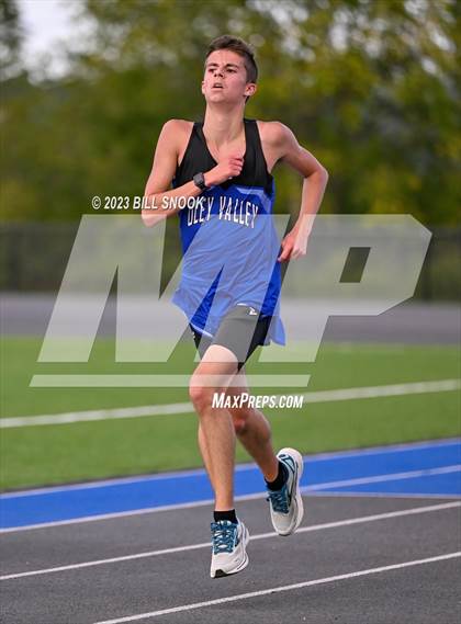 Thumbnail 3 in Oley Valley Quad Meet photogallery.