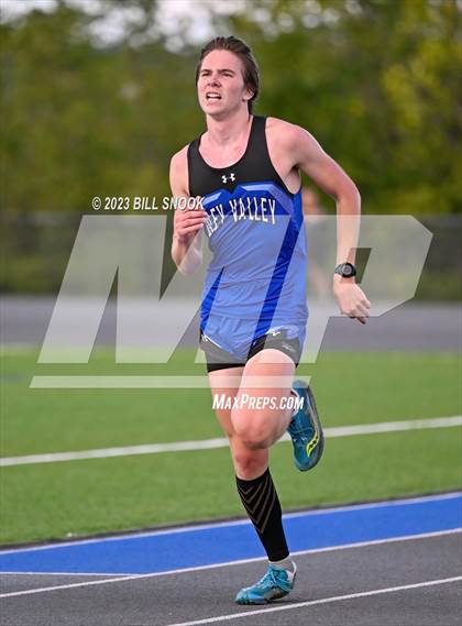 Thumbnail 3 in Oley Valley Quad Meet photogallery.