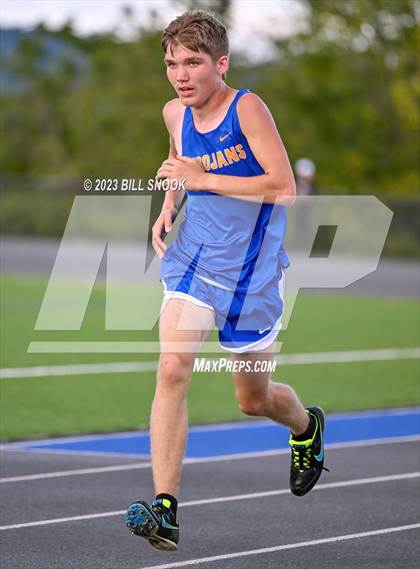 Thumbnail 3 in Oley Valley Quad Meet photogallery.