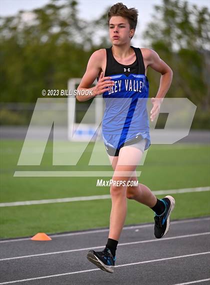 Thumbnail 3 in Oley Valley Quad Meet photogallery.