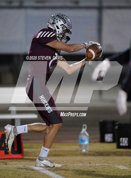 Thumbnail 2 in Salpointe Catholic @ Hamilton (AIA Open Semifinal) photogallery.