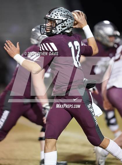 Thumbnail 3 in Salpointe Catholic @ Hamilton (AIA Open Semifinal) photogallery.