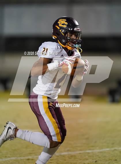 Thumbnail 2 in Salpointe Catholic @ Hamilton (AIA Open Semifinal) photogallery.