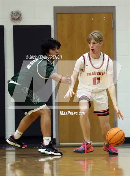Thumbnail 1 in Bradshaw Mountain vs. Tuba City (VCS Thanksgiving Tournament) photogallery.
