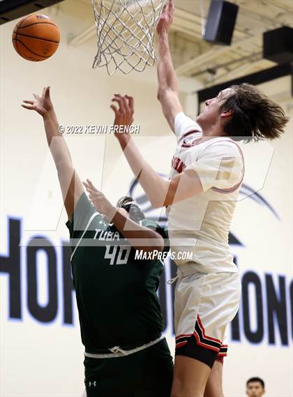 Thumbnail 1 in Bradshaw Mountain vs. Tuba City (VCS Thanksgiving Tournament) photogallery.