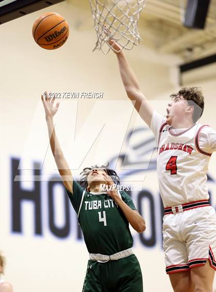 Thumbnail 3 in Bradshaw Mountain vs. Tuba City (VCS Thanksgiving Tournament) photogallery.