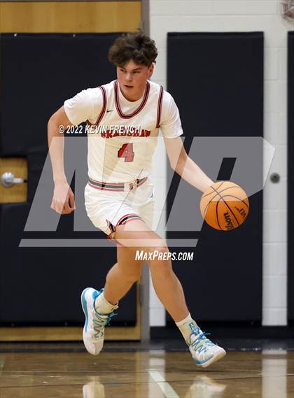 Thumbnail 1 in Bradshaw Mountain vs. Tuba City (VCS Thanksgiving Tournament) photogallery.