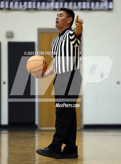 Thumbnail 3 in Bradshaw Mountain vs. Tuba City (VCS Thanksgiving Tournament) photogallery.