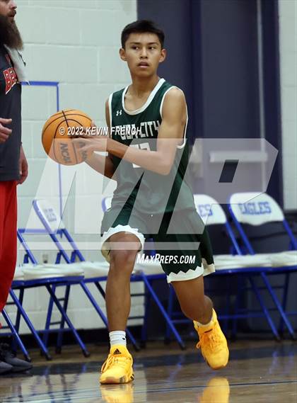Thumbnail 3 in Bradshaw Mountain vs. Tuba City (VCS Thanksgiving Tournament) photogallery.