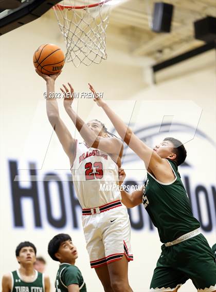 Thumbnail 2 in Bradshaw Mountain vs. Tuba City (VCS Thanksgiving Tournament) photogallery.