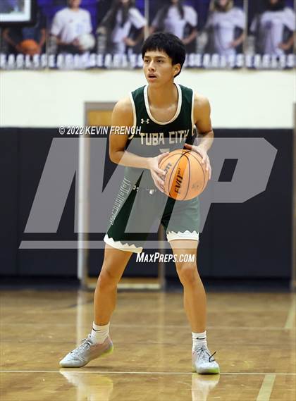Thumbnail 2 in Bradshaw Mountain vs. Tuba City (VCS Thanksgiving Tournament) photogallery.
