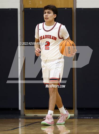 Thumbnail 3 in Bradshaw Mountain vs. Tuba City (VCS Thanksgiving Tournament) photogallery.