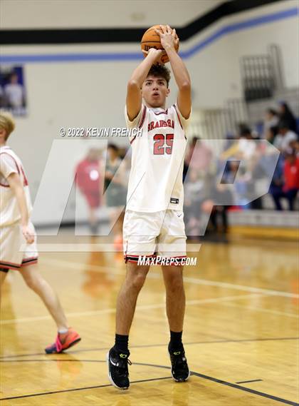 Thumbnail 3 in Bradshaw Mountain vs. Tuba City (VCS Thanksgiving Tournament) photogallery.