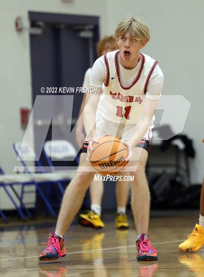 Thumbnail 3 in Bradshaw Mountain vs. Tuba City (VCS Thanksgiving Tournament) photogallery.