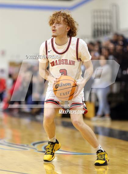 Thumbnail 3 in Bradshaw Mountain vs. Tuba City (VCS Thanksgiving Tournament) photogallery.