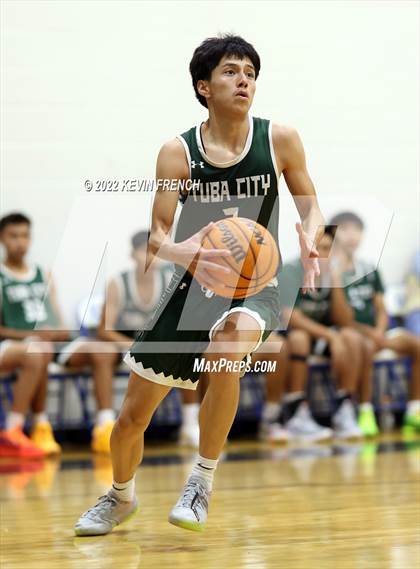 Thumbnail 2 in Bradshaw Mountain vs. Tuba City (VCS Thanksgiving Tournament) photogallery.