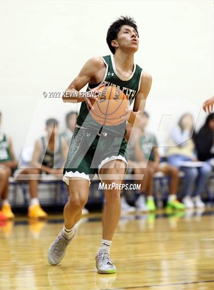 Thumbnail 3 in Bradshaw Mountain vs. Tuba City (VCS Thanksgiving Tournament) photogallery.